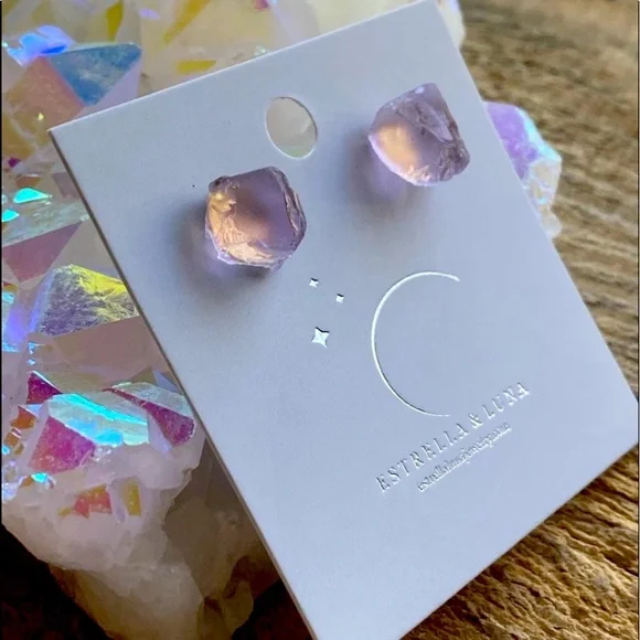 π New Raw Light Amethyst Gemstone Earrings - Picture 2 of 9